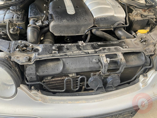 MERCEDES C 200 SU RADYATÖRÜ ÇIKMA