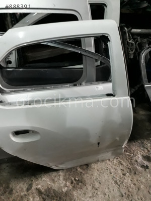 2017 model clio sembol sağ arka kapi