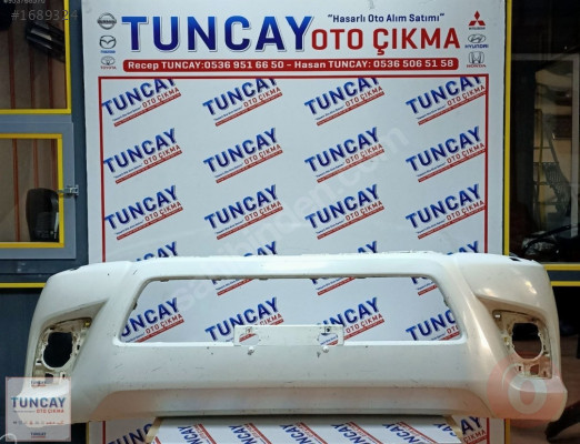 TOYOTA HİLUX ÖN TAMPON 2015-2018 TEMİZDİR