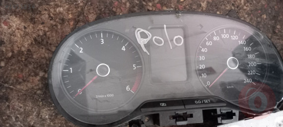 VOLKSWAGEN POLO 2016 ÇIKMA ORJİNAL  GÖSTERGE KM SAATİ