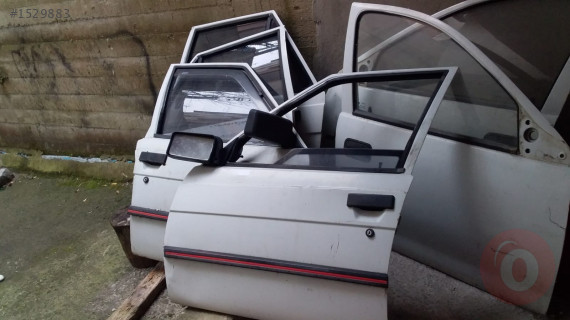 Renault R11 sol ön kapı çıkma yedek parça Mısırcıoğlu oto
