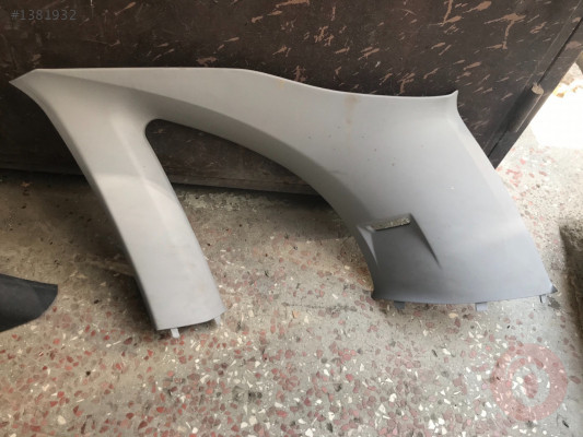 Opel Meriva sağ arka kelebek camı bakaliti