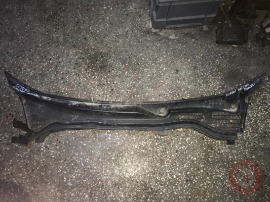 Fiat Fiorino ön cam ızgarası çıkma orjinal hatasız