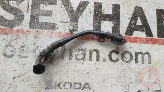 1K1260113D vw tiguan klima su boşaltma borusu