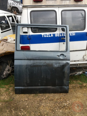 VOLKSWAGEN TRANSPORTER T5 SAĞ SÜRGÜLÜ KAPI