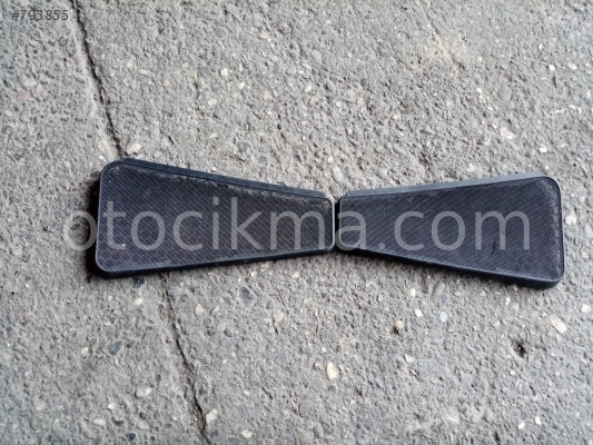 Ford focus 3 ön cam ızgara elek kapakları bm51a02216a