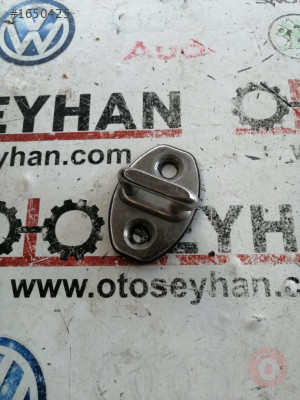 3C0837033B seat leon 2010 sağ arka kapı kilit karşılığı