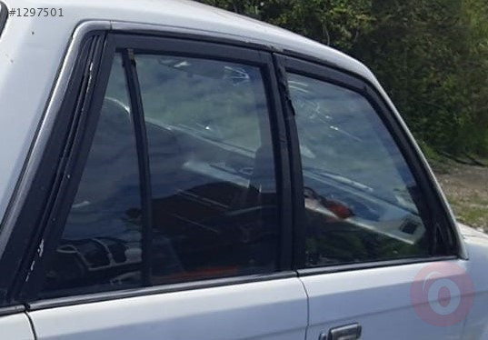 1988 model mazda 323 1.6 çıkma sağ takım kapı camı
