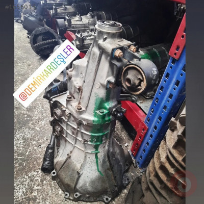 Mitsubishi L300 Minibüs Çıkma Muhayyer Şanzıman