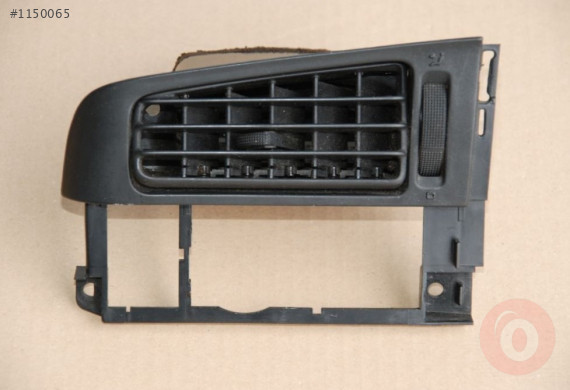 VW GOLF 3 92-98 KALORİFER HAVA KANALI SOL 1H6819703E 01C
