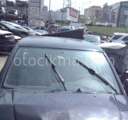 KOMPLE ÇIKMA 2000 NİSSAN PRİMERA 1.8 ÖN CAM.