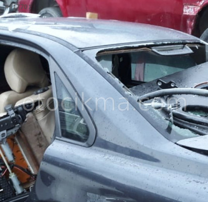 2001 VOLVO S80 ORİJİNAL SOL KELEBEK CAMI.