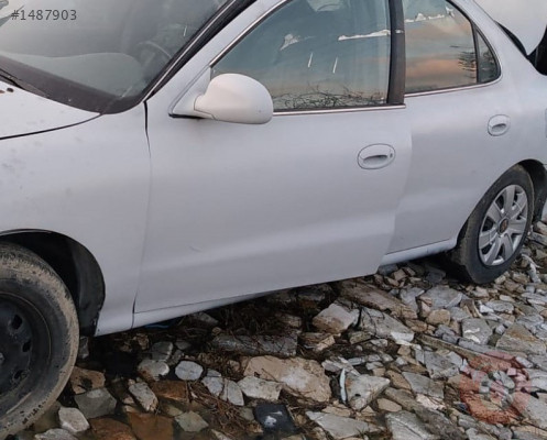 1996 hyundai elantra 1.8 otomatik çıkma sol marşbiyel
