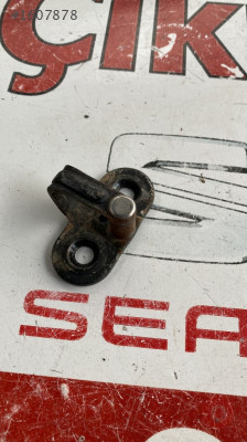 333827511A volkswagen caddy bagaj kilit karşılığı