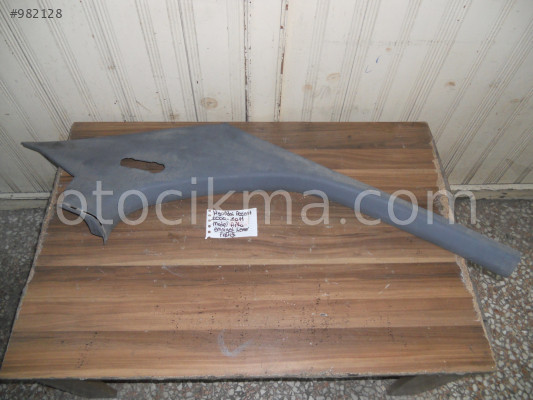 HYUNDAİ ACCENT ARKA EMNİYET KEMERİ PLASTİĞİ ORJİNAL ÇIKMA