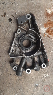 kia clarus 2.0 16v çıkma ön krank keçe kapağı