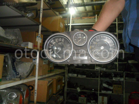 KM SAATİ MERCEDES 
115 GST00055