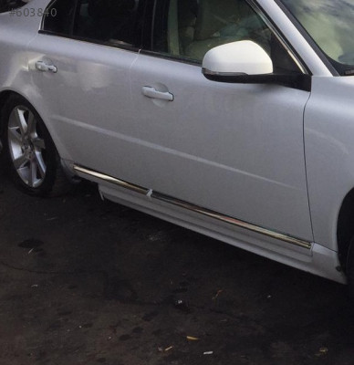 VOLVO S80 KOMPLE SAĞ YAN PANEL.