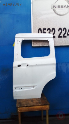 çıkma parça ford tourneo courier sol orta kapı