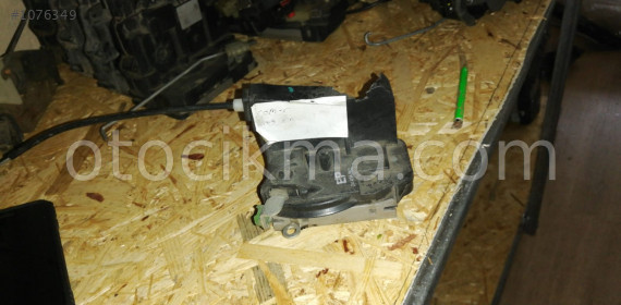 opel combo c sağ kapı kilidi