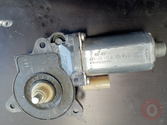 FORD FİESTA SAĞ ÖN CAM MOTORU.0130821939(2002-2009)