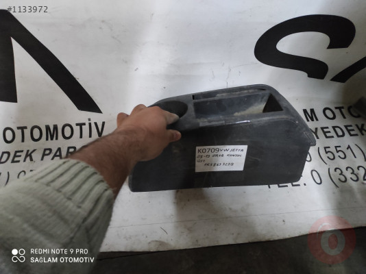 OEM;1K5863323B  VW JETTA 05-13 ORTA KONSOL ÜST