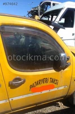 2005 model fiat doblo 1.9 jtd çıkma sağ ön kapı
