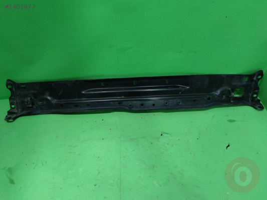 Mercedes C Serisi W204 Ön Panel Radyatör Desteği