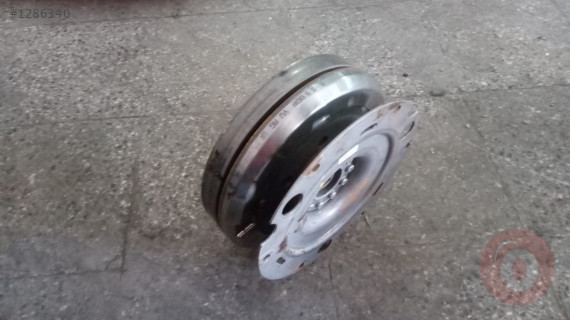 0CK105317AH AUDI A6 2.0 TDI VOLANT 1500 TL
