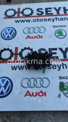 04B115389B 03L117021C vw 1.4 tdi cus motor yağ soğutucu komp
