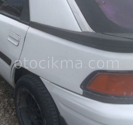 1993 model mazda 323 jb çıkma sol arka çamurluk