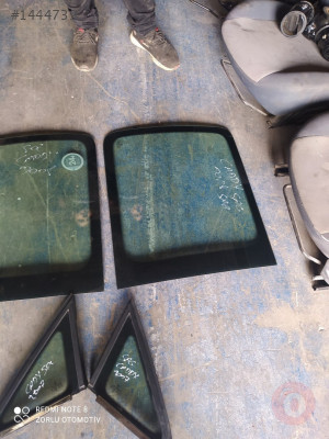 VOLKSWAGEN CADDY CİKMA SAG SOL ARKA CAMLAR