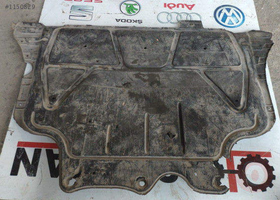 5Q0825236 volkswagen golf 7 octavia motor muhafazası