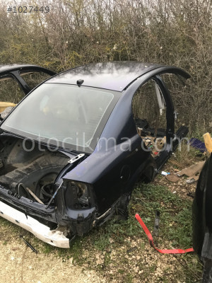 OPEL VECTRA C SAĞ ARKA KESME ÇAMURLUK ÇIKMA PARÇA