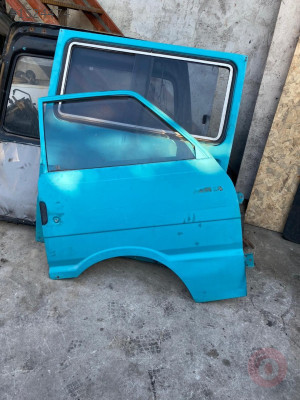 KİA BESTA SAĞ ÖN KAPI ÇIKMA
