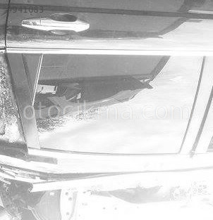 KOMPLE ORİJİNAL 2010 HONDA CRV SOL ARKA KAPI CAMI.