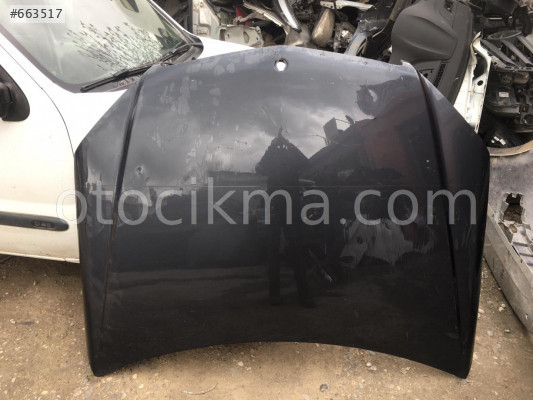 2010. Mercedes c180 ön kaput