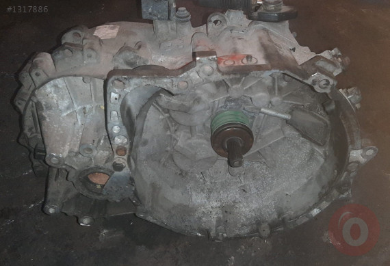 volvo v40 1.9 dizel 5 ileri çıkma manuel şanzıman