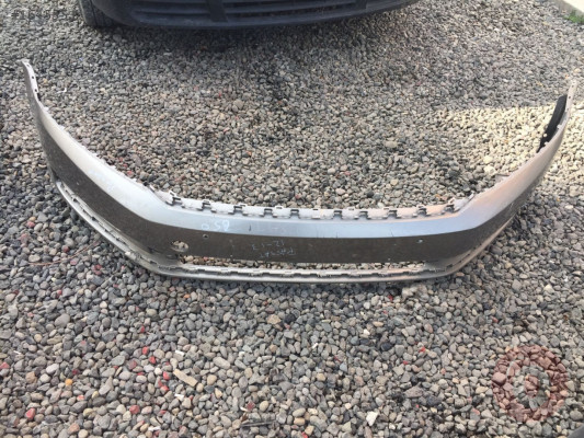 VOLKSWAGEN PASSAT ÖN TAMPON ORJİNAL ÇIKMA