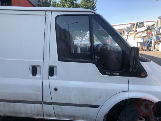 Ford Transit V184 Sağ Ön Kapı