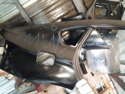 BMW X6 SAĞ ARKA ÇAMURLUK