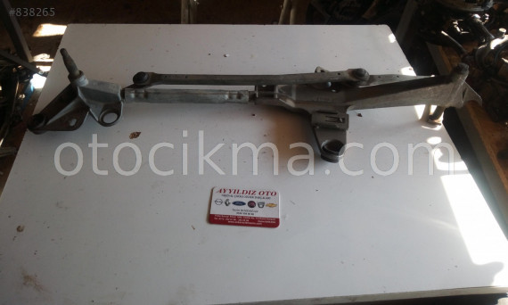 RENAULT LAGUNA 1 ÖN CAM SİLECEK KOLU 7700821936