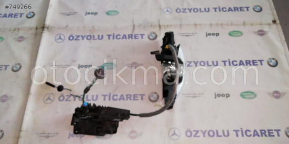 Mercedes w205 c serisi sağ arka keyless go lu kapı kilidi