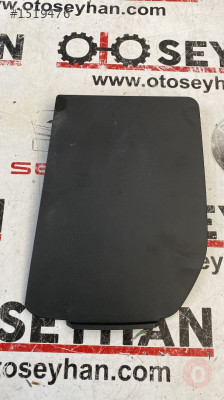 655863077 skoda scala 2020 orta konsol kapağı