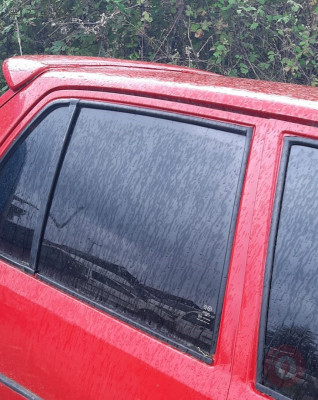 peugeot 205 1.4 benzinli çıkma kapı camları