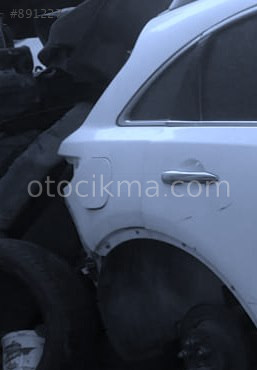 INFINITI FX35 ÇIKMA DEPO KAPAĞI.
