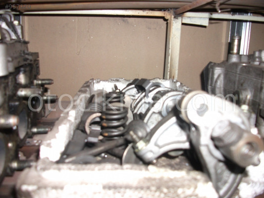SİLİNDİR KAPAK PARÇALARI RENAULT CLİO 1.4 BENZİN