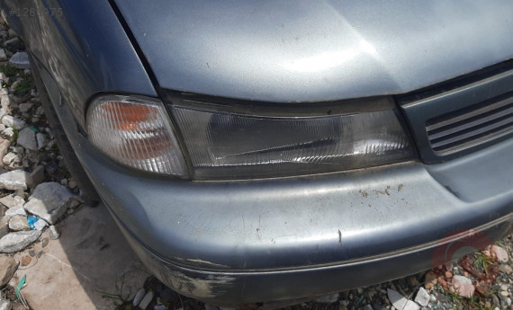 1996 model daewoo nexia 1.5 çıkma sağ far