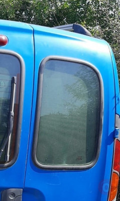 2002 model renault kangoo esprexx çıkma sağ bagaj kapı camı