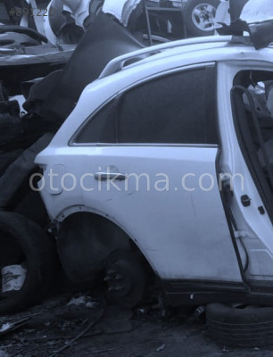 INFINITI FX35 ÇIKMA SAĞ ARKA KAPI.